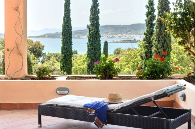 VILLA COSTALIA