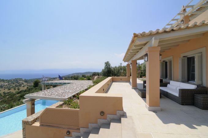 VILLA TRADITUM