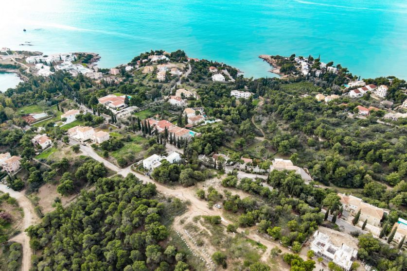 UNIQUE PLOT IN PORTOHELI